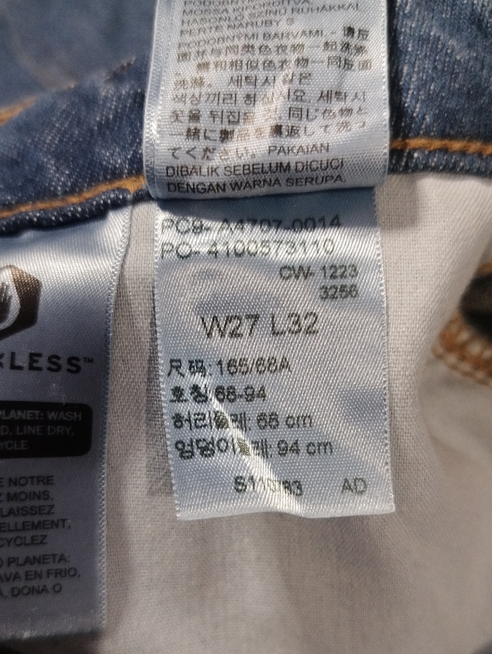 NEW Levi's '94 Baggy Cargo Jeans Wide-Leg Mid-rise y2k Jeans in Medium Blue - 27 - Picture 8 of 8